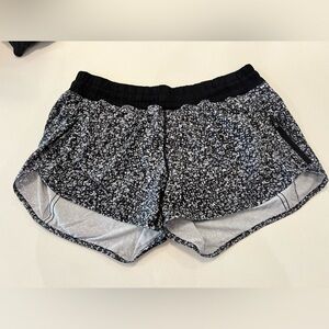 Lululemon track that shorts